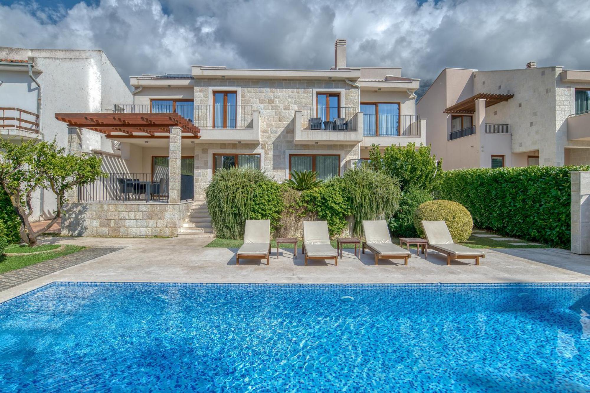 Villa Zen Port Petrovac Buitenkant foto